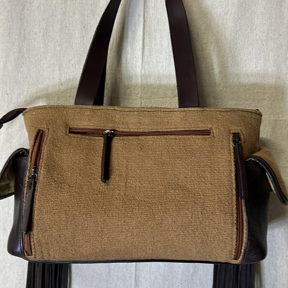 Ariat concealed carry bag - Picture 3 of 6